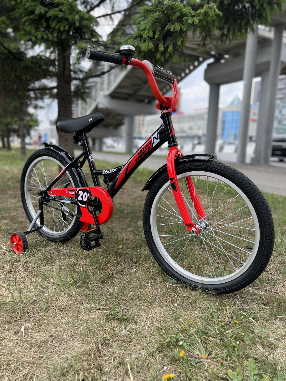 Велосипед детский NovaTrack Strike 20" Чёрно - красный